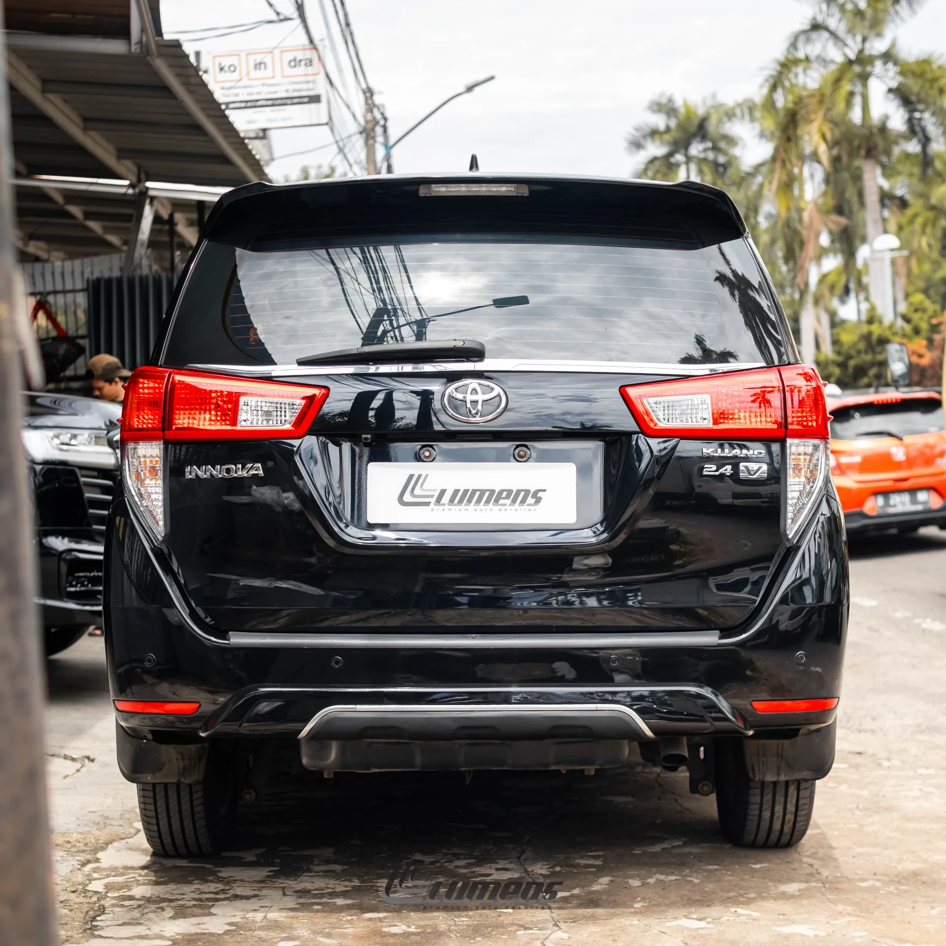 Hasil signature detailing pada Toyota Innova Reborn